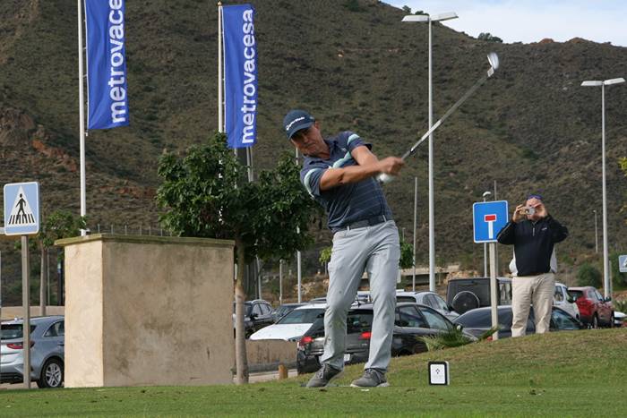 Luis Claveríe y Juan Quirós líderes en el Costa de Almería Campeonato de España de Profesionales Senior