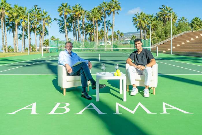 Carlos Alcaraz disfruta de sus vacaciones en Abama Resort Tenerife y promete repetir el próximo año