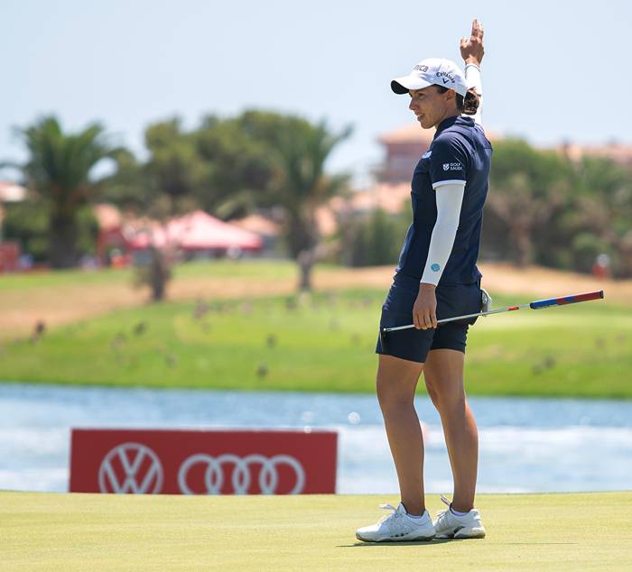 Golpe en la mesa de Carlota Ciganda