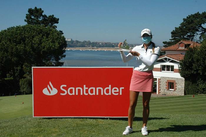 La cántabra Harang Lee, campeona de la primera prueba del Santander Golf Tour en Pedreña