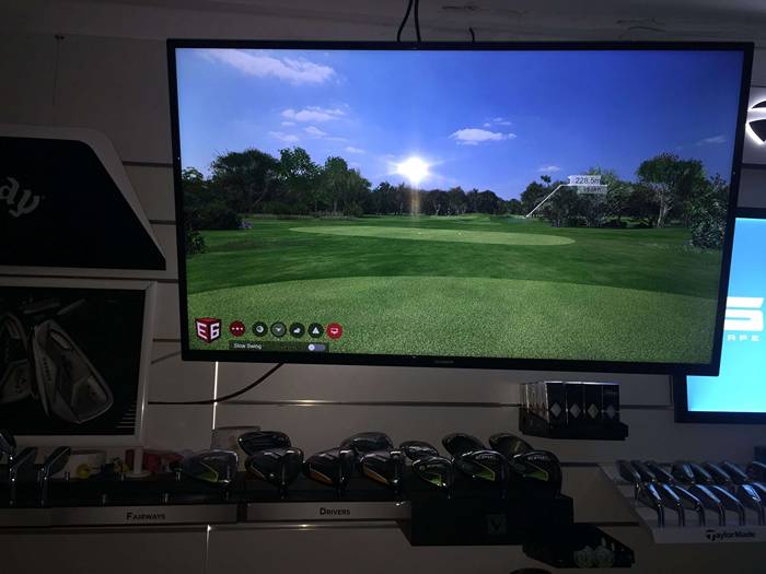 Golf Shop Canaries presenta su nuevo simulador de golf.