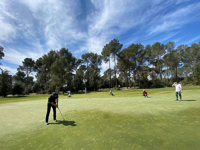 Jorge Feliú (-4) lider en solitario el PGA Open de Barcelona hosted by Pablo Larrazábal.