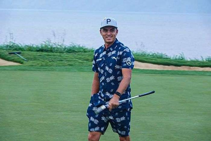 Podcast. Torneo de Día de Canarias en Mondaríz. Sorteo de unas gafas Maui Jim. y.. ¿Porqué no jugamos con camisas hawainas a lo Rickie Fowler