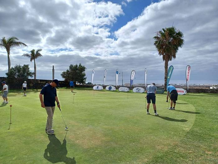 Maria Velázquez y Juan Ángel González, ganan la 1ª Prueba del Circuito Regional Amateur de la FCG en Lanzarote Golf.