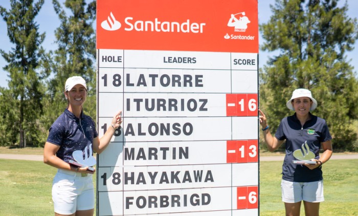Victoria de Nuria Iturrioz y Amaia Latorre en el Santander Golf Tour Dobles Cádiz