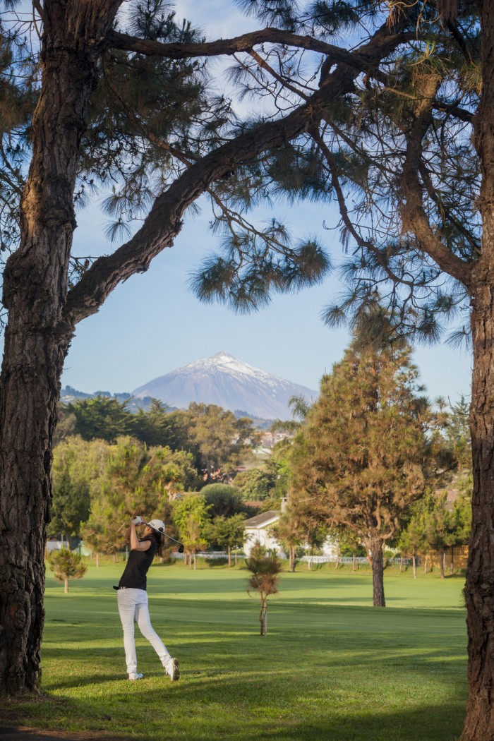  Entrevistamos a Consuelo Lopez de Vergara Hetzer, presidenta del Real Club de Golf de Tenerife. Podcast