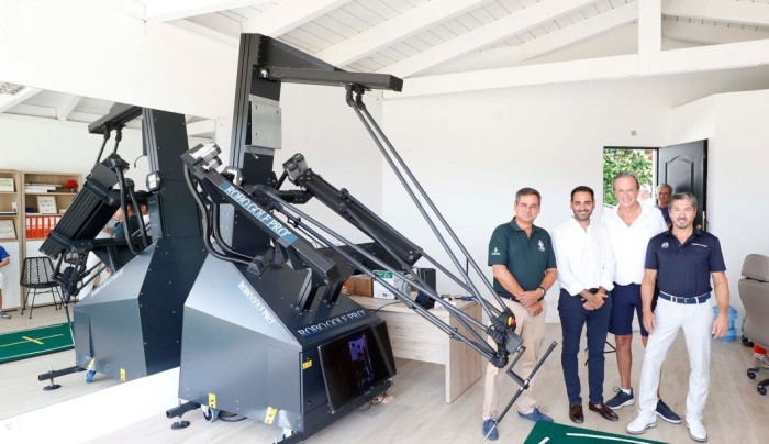 Presentado el primer Robo Golf Pro de España