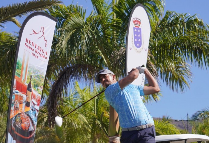 Victoria  de Samuel Santana  en el Campeonato de Canarias de Profesionales