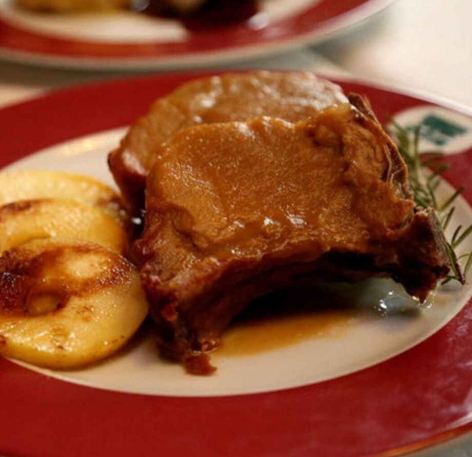  Llegan las «XXI Jornadas Gastronómicas de del Cerdo» al Restaurante Arcos de La Laguna en Valleseco