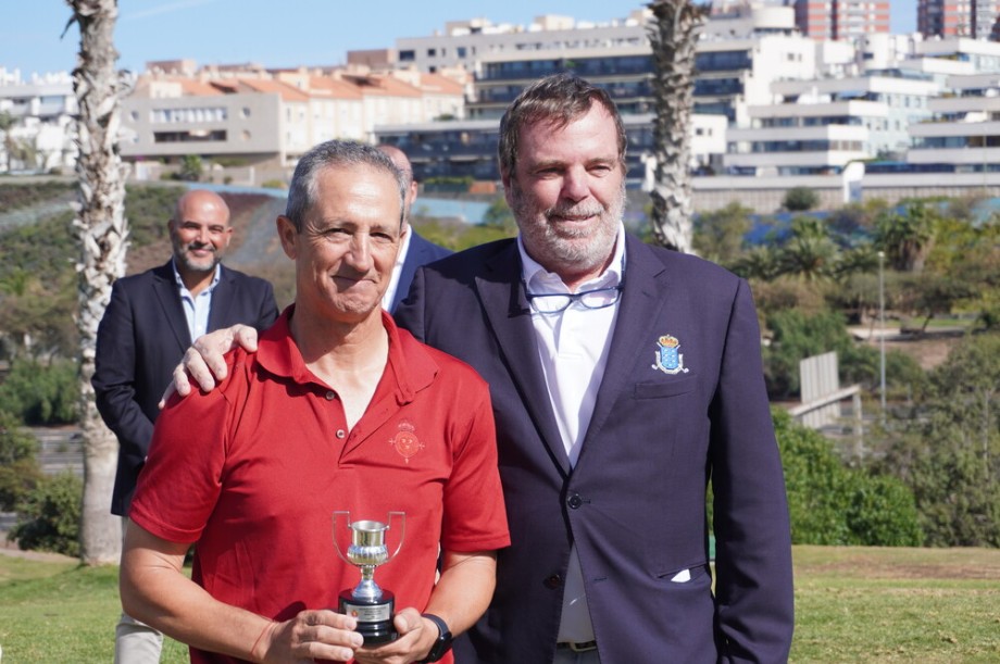 César Fernández de Caleya vuelve a la senda de la victoria