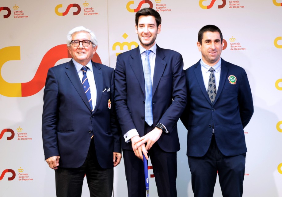 La IX edición del circuito de la PGA de España comenzó con el saque del honor en el Consejo Superior de Deportes