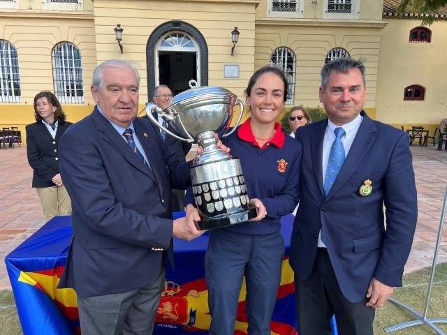 Andrea Revuelta Triunfa en  la Copa S. M. La Reina