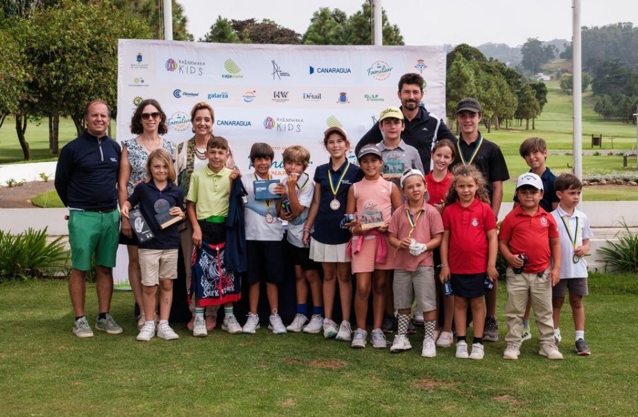 Lucía Morales, con Alfonso García, triunfa en El Peñón y afianza su liderato del Circuito de Golf Familiar Canarias 2025