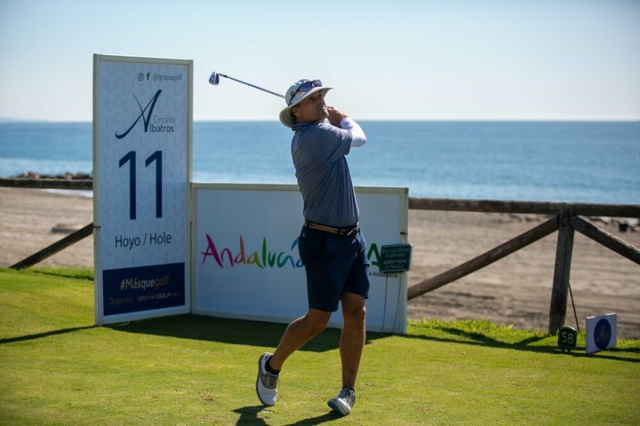 Triunfo de George Trowbridge en el Torneo Albatros de Marbella