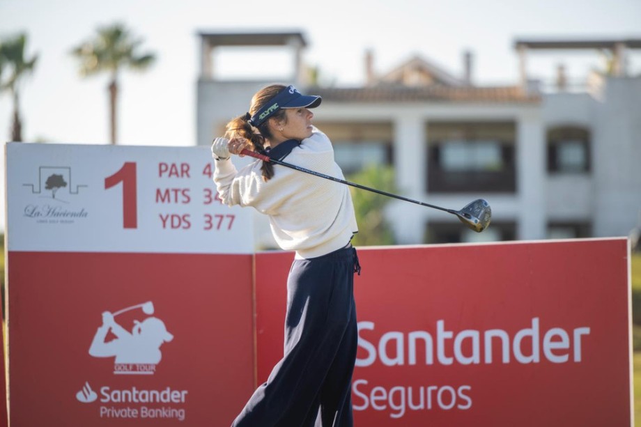 Ana Peláez directa a la victoria en el Santander Campeonato de España de Profesionales Femenino