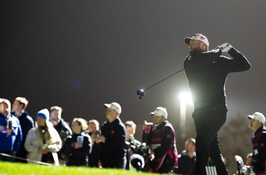 Rahm aprieta, Sergio inspira y Puig madura bajo las luces de Riad