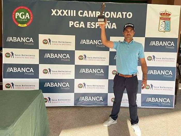 Juan Salama gana su primer ABANCA XXXIII Campeonato de la PGA de España e inscribe su nombre en la preciada Copa.