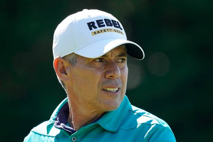 Adilson Da Silva afrontará la última jornada con 7 golpes de ventaja en el Staysure PGA Senior Championship.